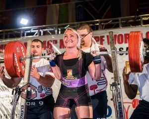 interview-marte-elverum-femme-fille-championne-ipf-powerlifting-raw